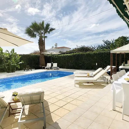 Villa Silverline